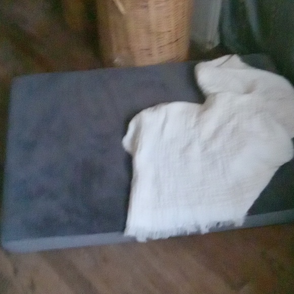 BARK BOX XL Dog Bed - Picture 7 of 10